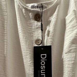 Women's sleeveless blouses